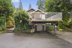 1976 HILLSIDE AVENUE