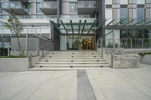 1704 7433 CAMBIE STREET