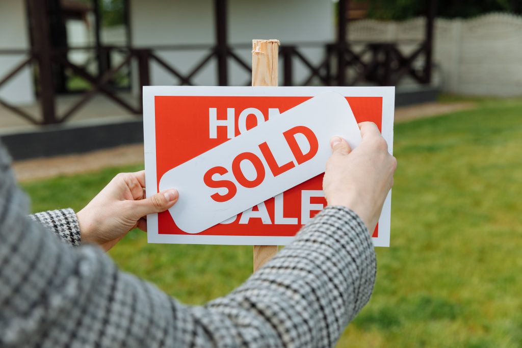The Benefits of Working with a Realtor Experienced in Development and Construction